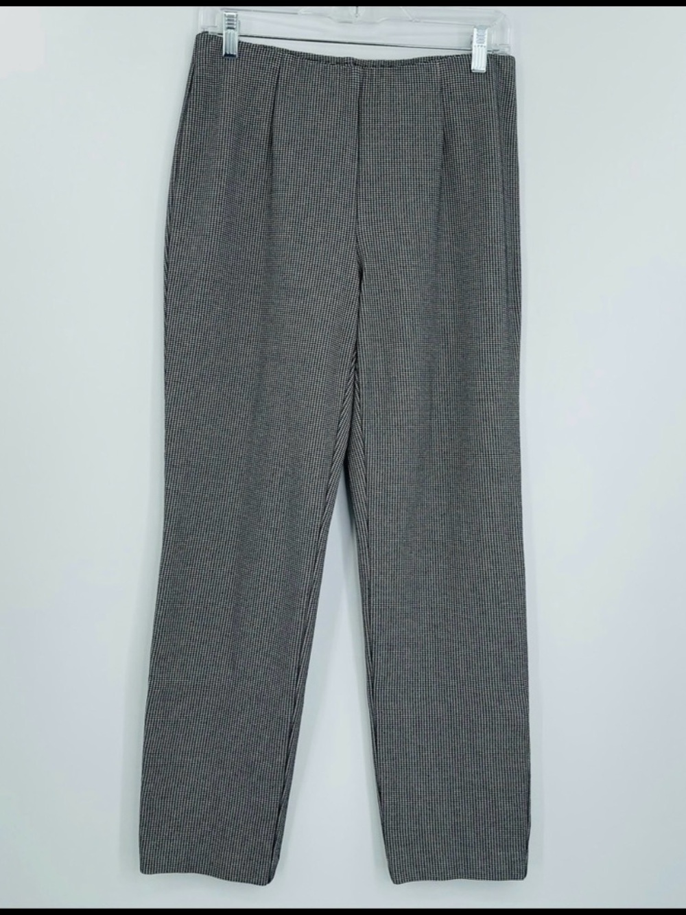 J. Jill Ponte Slim Leg Knit Pants in Black and White Micro Check pattern. Size
